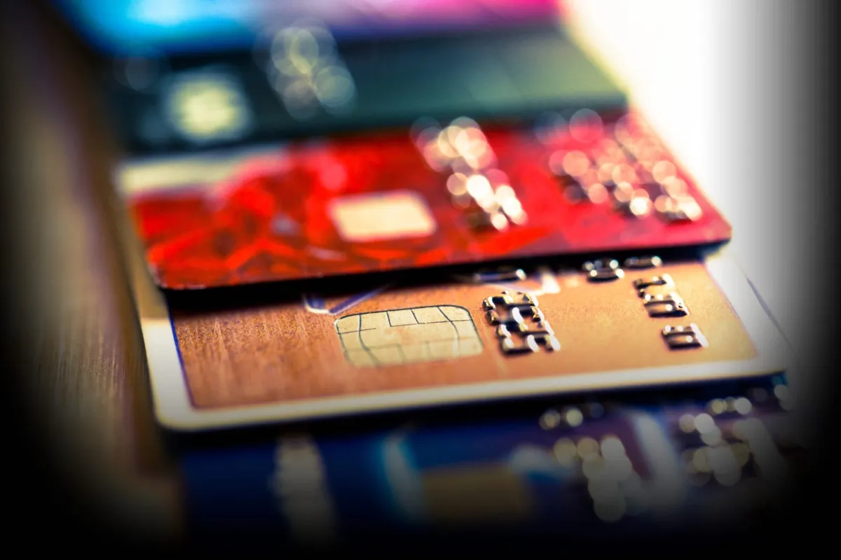 Visa 和 Mastercard 推出人工智能购物