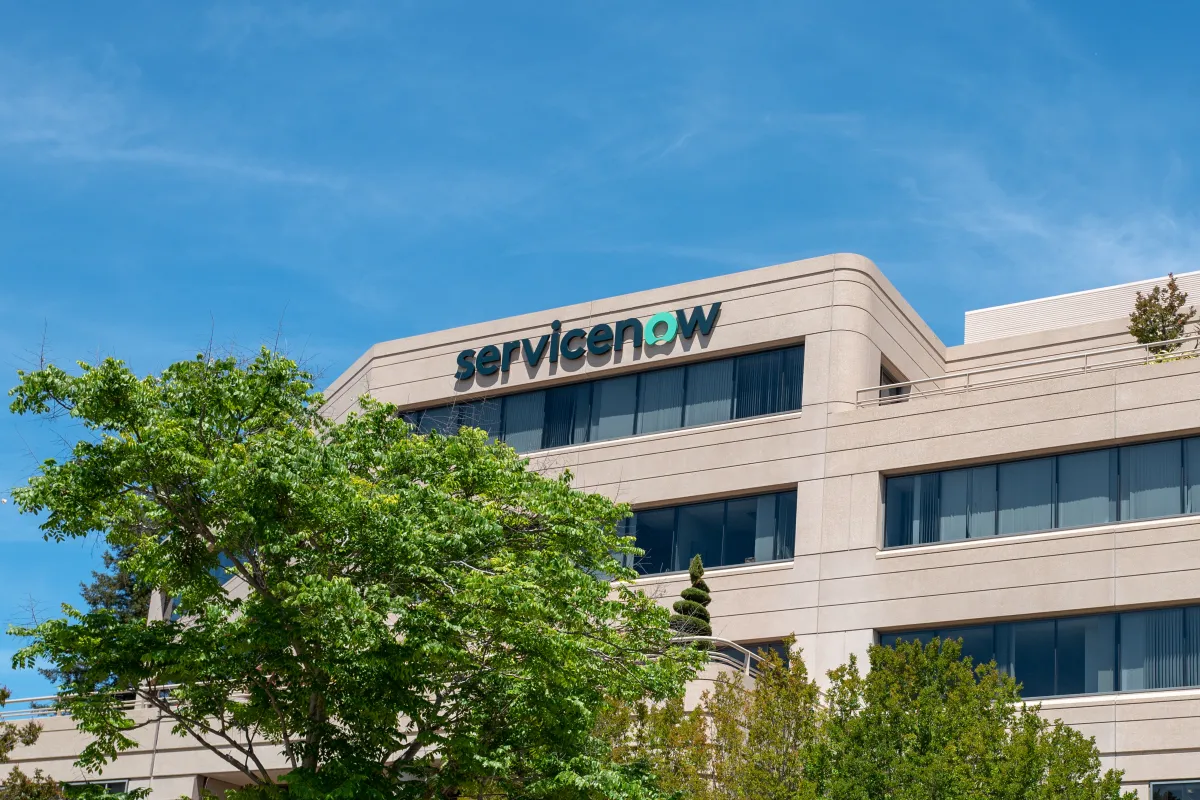 ServiceNow 在收购 Moveworks 数月后收购了 Data.World