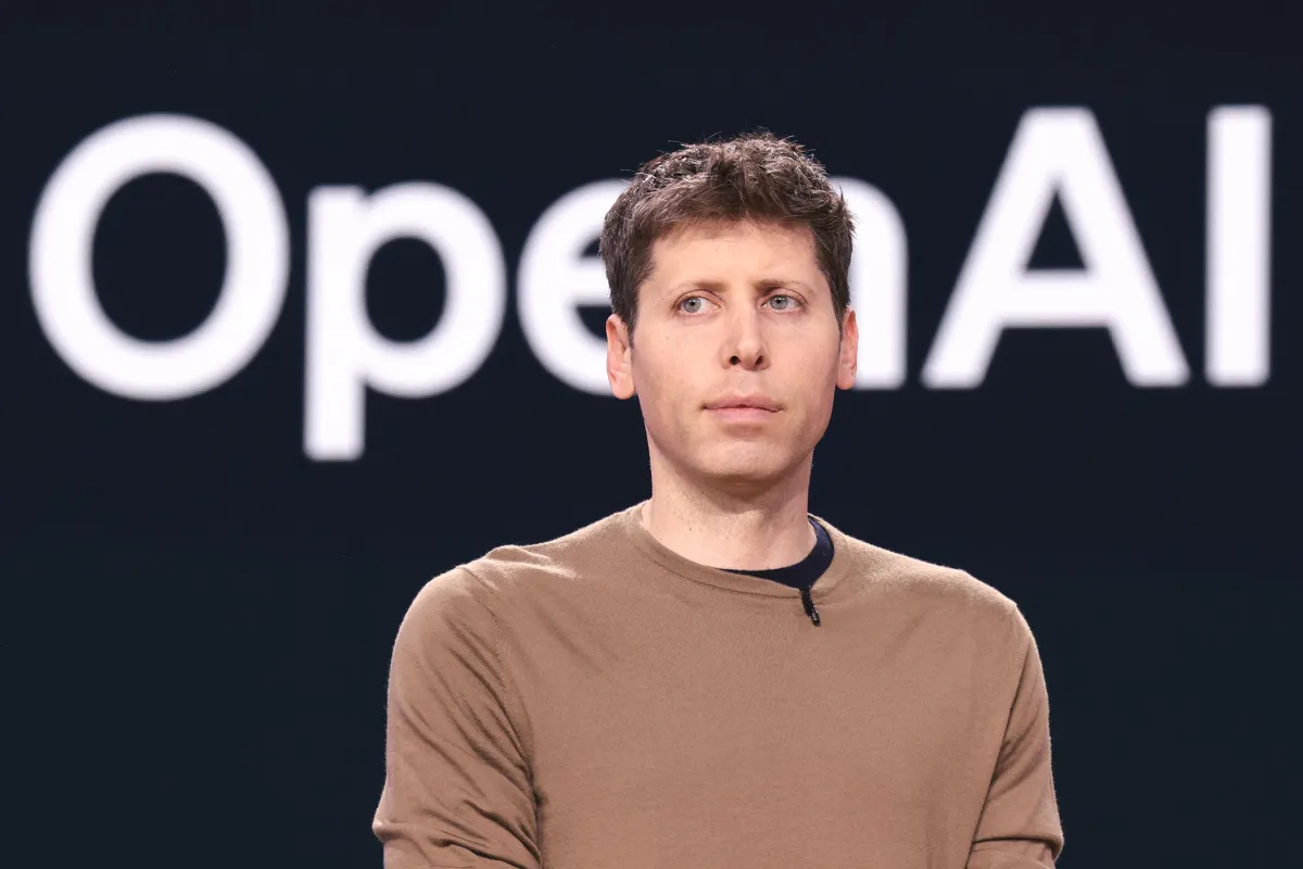 OpenAI携手思科、甲骨文共建阿联酋数据中心